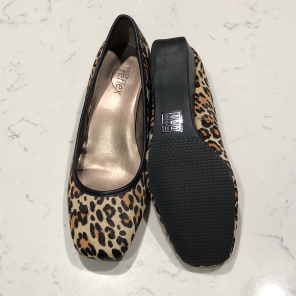 Calf Print Wedges, size 9 - Picture 3 of 3